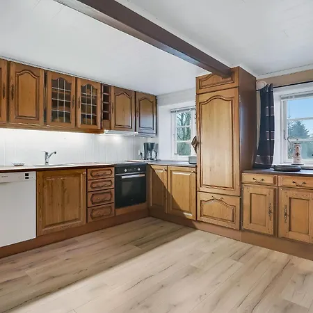2 Bedroom Cozy In *